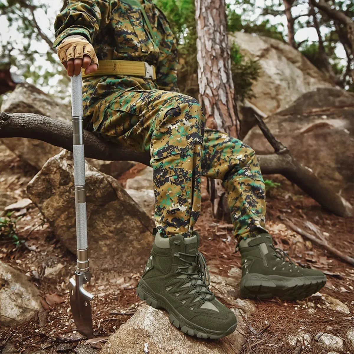 Bitiger Men's Combat Boots with Side Zipper Velcro and Casual Outdoor Mountaineering Trekking Commando Tactical Boots