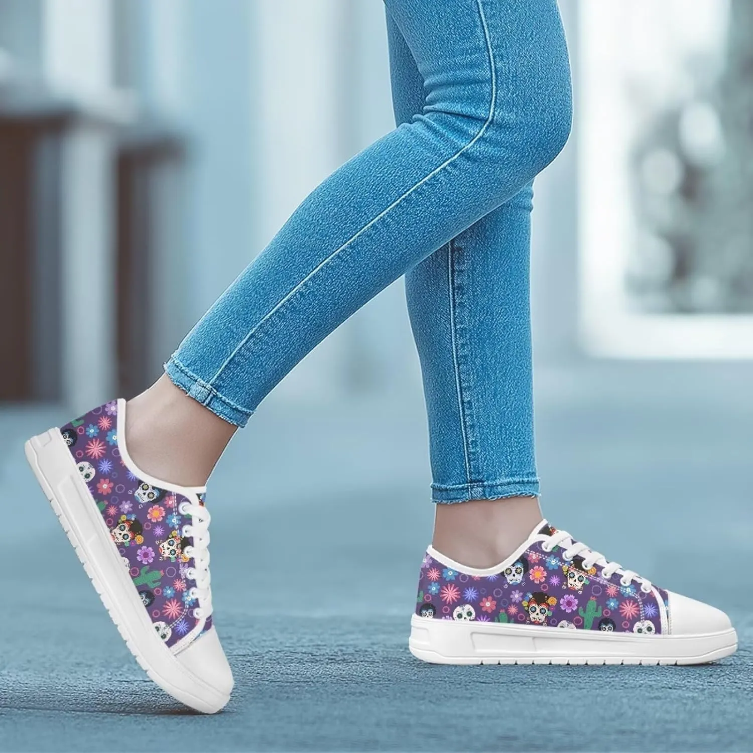 Canvas Shoes for Women Low Top Sneakers Girls Fashion Shoes Classic Comfortable Tennis Lace up Canvas Sneakers