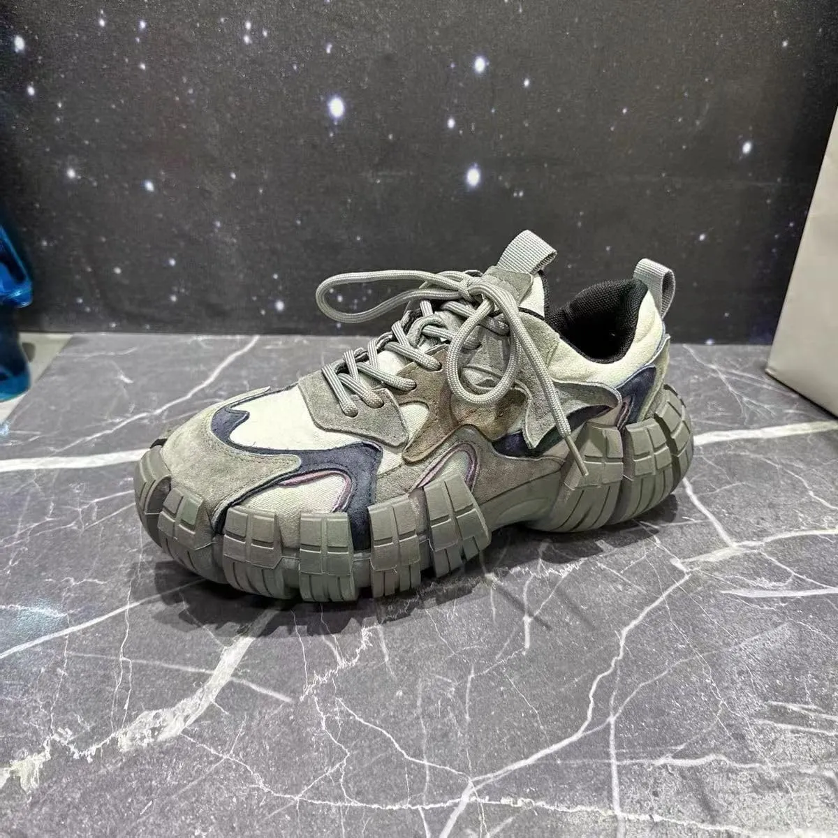 Color-Blocked Comfy Trendy Platform Shoes for Outdoor Walking Jogging Camping, All Seasons Men's Lace Up Sneakers