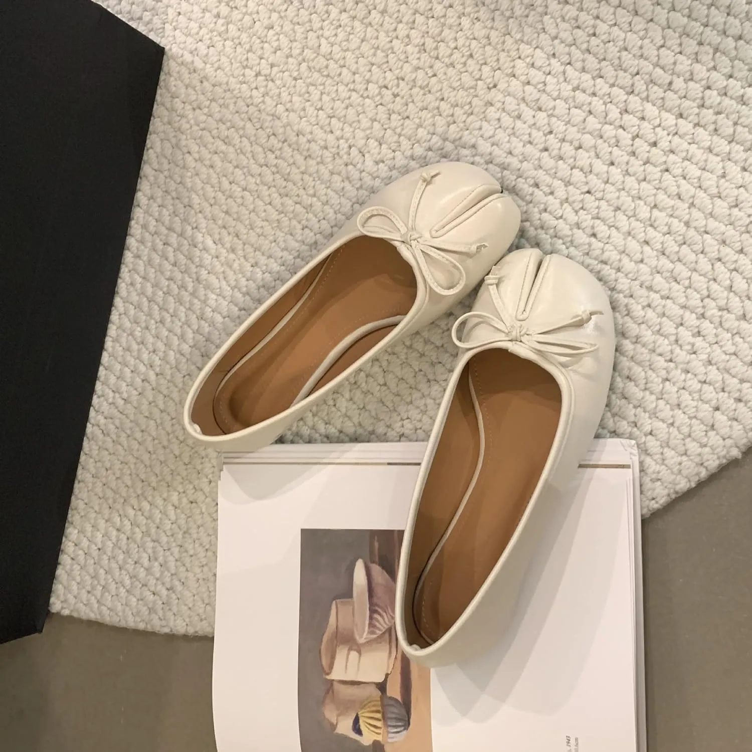 Geerta Tabi Shoes Women Slip on Bow Decorated Ballet Flat - Low Top Split Toe Orthopedic Sandals Cute Casual Comfortable Walking Lightweight Loafers Female Solid All-Match for Daily Wear Beach Travel