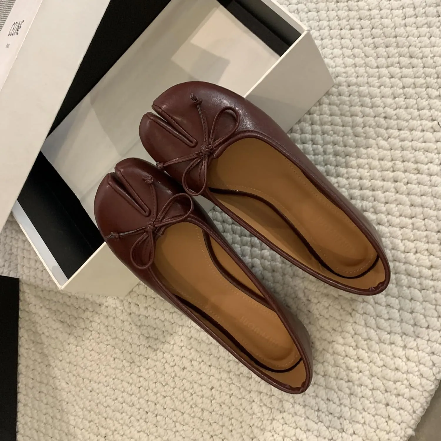 Geerta Tabi Shoes Women Slip on Bow Decorated Ballet Flat - Low Top Split Toe Orthopedic Sandals Cute Casual Comfortable Walking Lightweight Loafers Female Solid All-Match for Daily Wear Beach Travel
