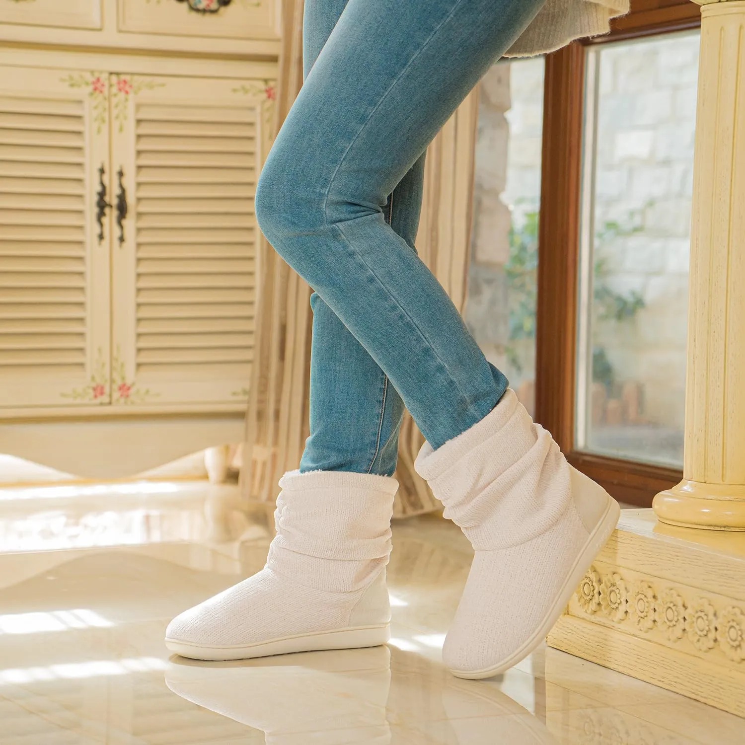 LongBay Women's Chenille Knit Bootie Slippers Cute Warm Plush Fleece Memory Foam House Shoes