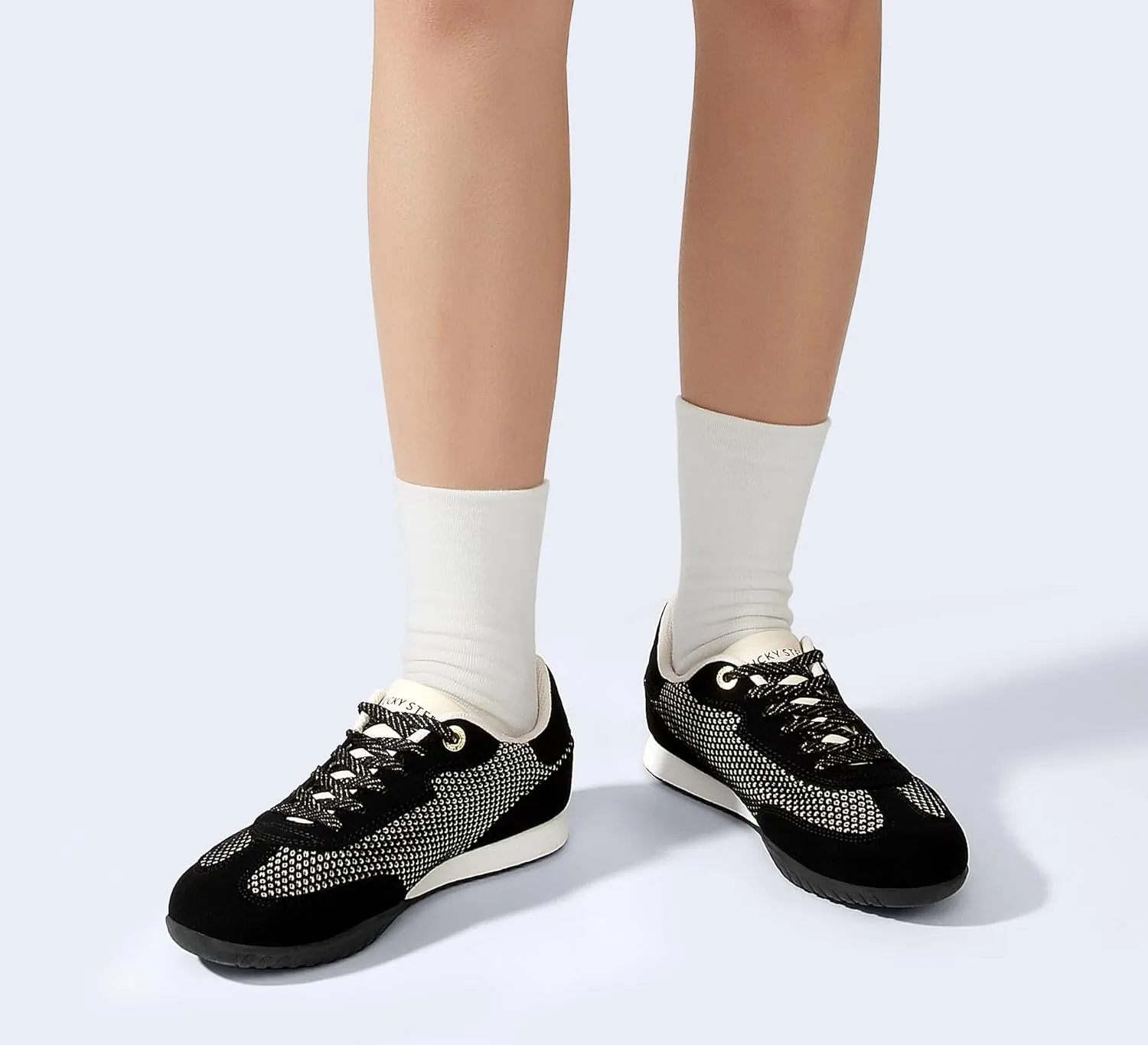 LUCKY STEP Women's Fashion Tennis Sneakers Casual Low Top Retro Lace-up Stylish Travel Lifestyle Trendy Walking Shoes