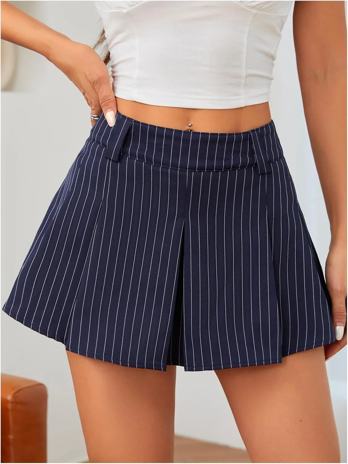 Milumia Women's Striped Low Waisted Pleated Mini Skirt Y2k Trendy Short Skater Skirts