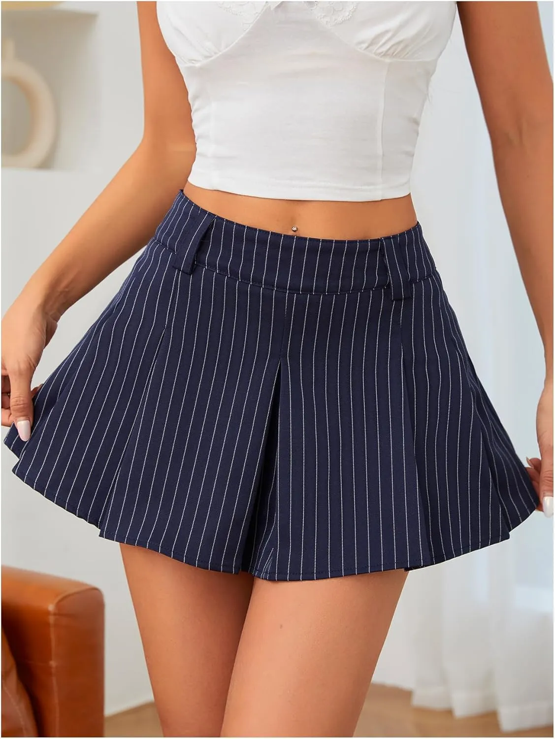Milumia Women's Striped Low Waisted Pleated Mini Skirt Y2k Trendy Short Skater Skirts