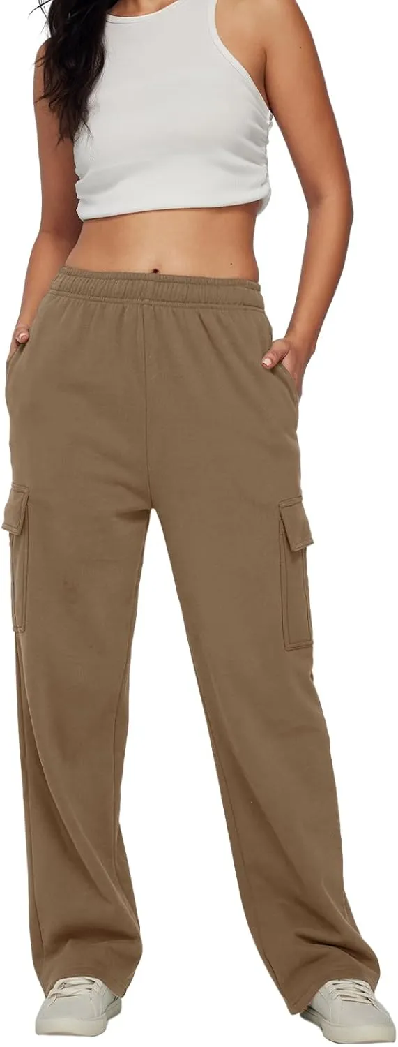 Trendy Queen Womens Cargo Sweatpants Wide Leg Baggy Fleece High Waisted Sweats Pants Winter Clothes with Pockets