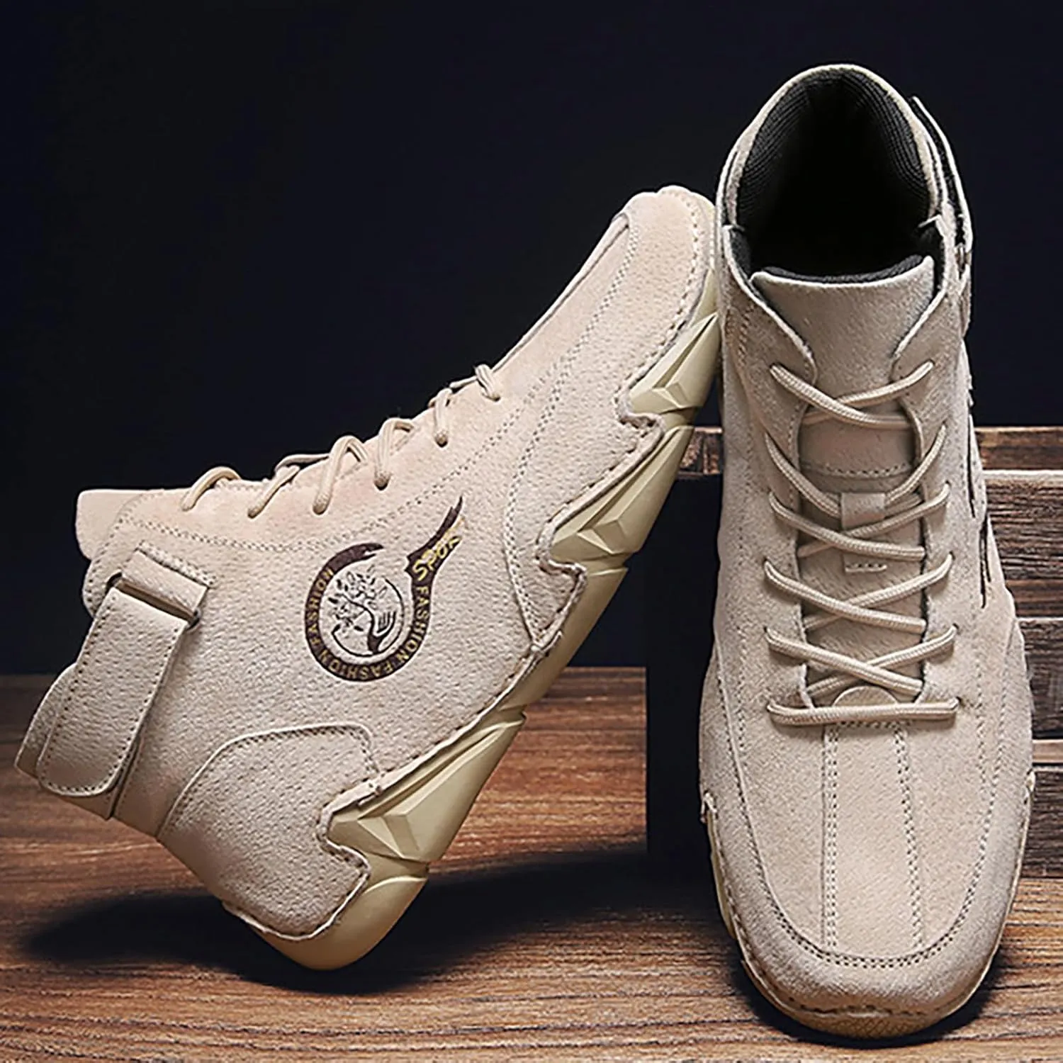 Versatile & Casual Sneaker New Winter Men's Padded Leather Korean High Top Hook Loop Short Boots Sport Shoes