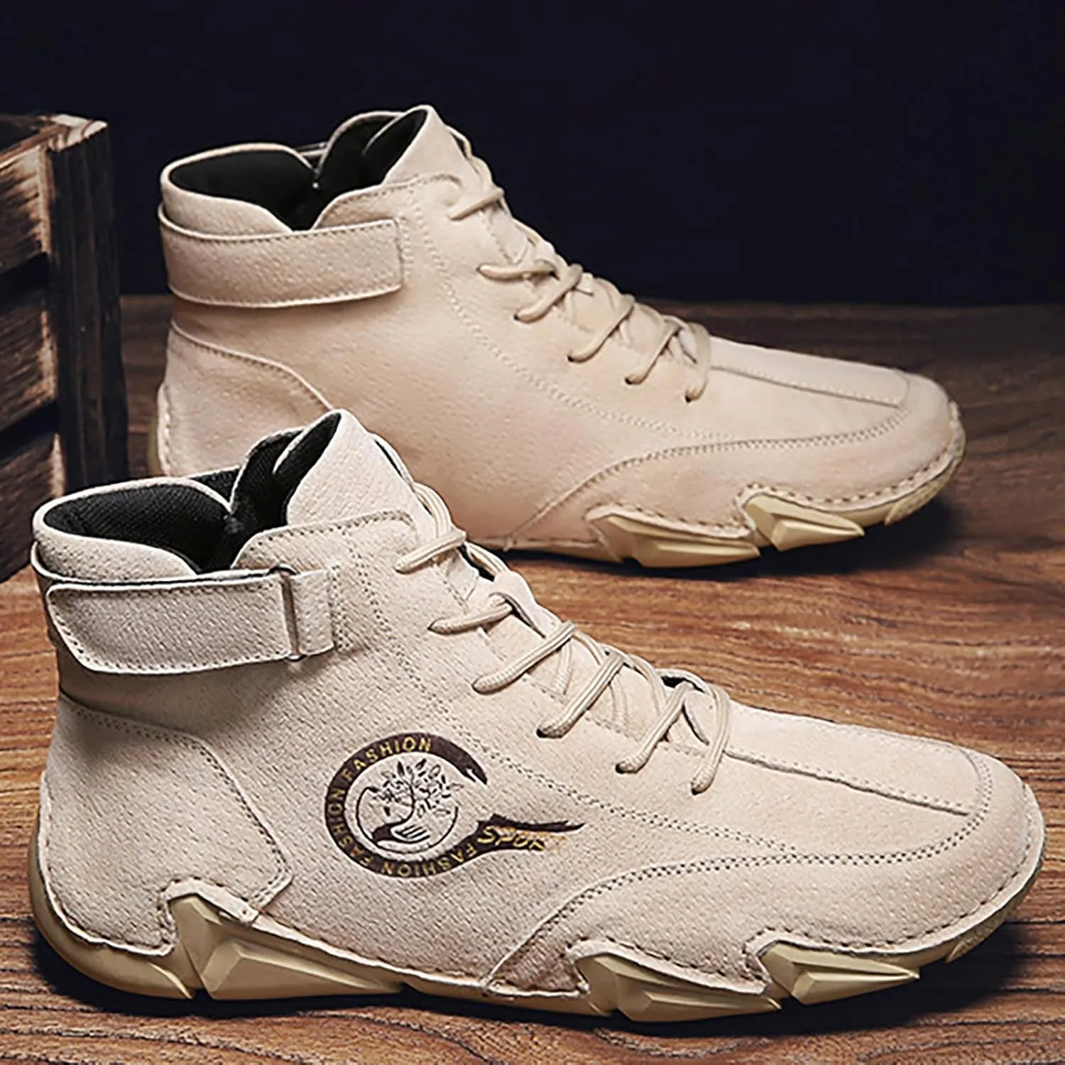Versatile & Casual Sneaker New Winter Men's Padded Leather Korean High Top Hook Loop Short Boots Sport Shoes