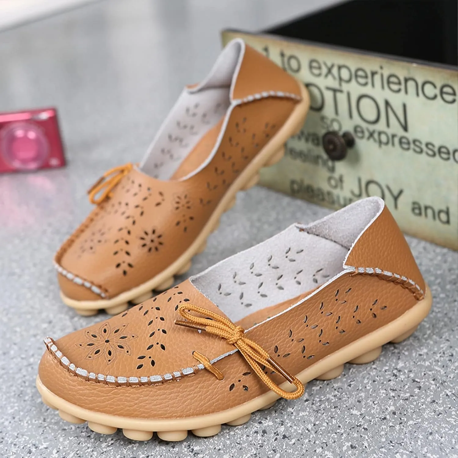 Women's Leather Hollow Breathable Slip On Loafers Comfortable Oxford Softsole Outdoor Walking Flats Shoes Driving Working Moccasins Shoes