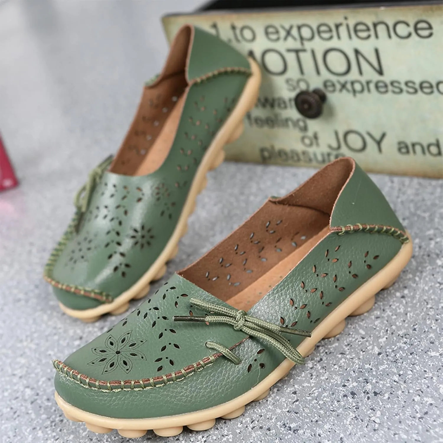 Women's Leather Hollow Breathable Slip On Loafers Comfortable Oxford Softsole Outdoor Walking Flats Shoes Driving Working Moccasins Shoes